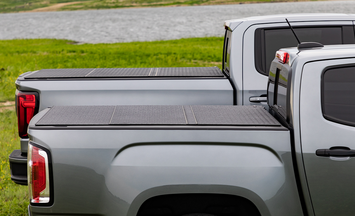 LOMAX Professional Series Tonneau Cover 3